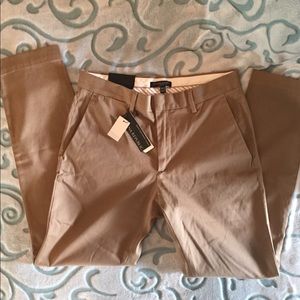 Banana Republic | Rapid Movement Chino | 31W x 32L